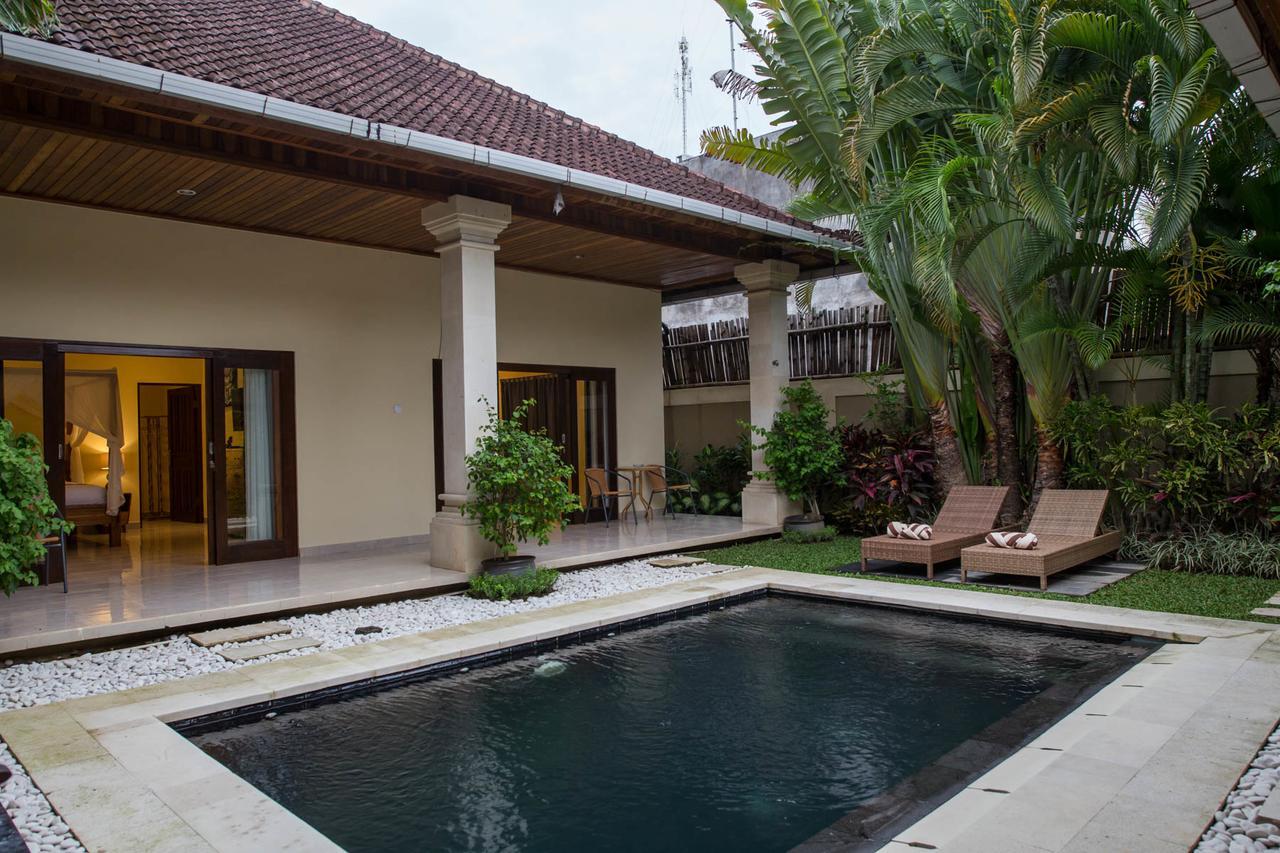 Villa Deshy Seminyak Esterno foto