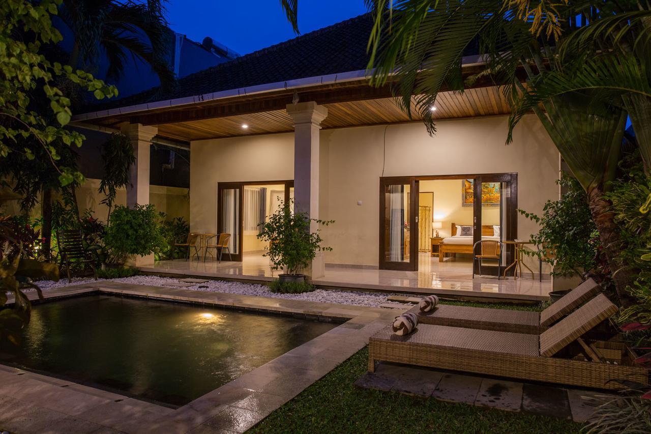 Villa Deshy Seminyak Esterno foto